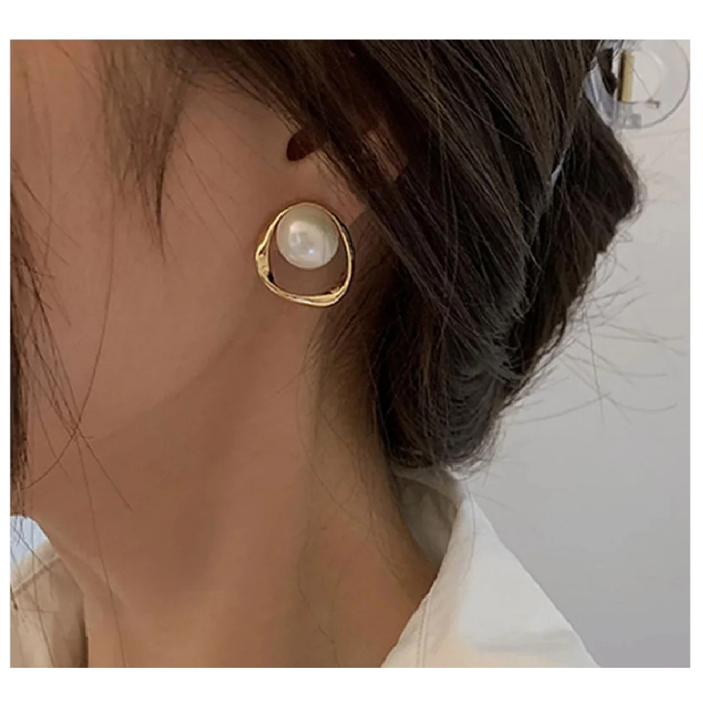 Imitation Pearl Earring for Women Gold Color Round Stud Earrings Korean Delicate Irregular Design Unusual 2023 Fashion Jewelry